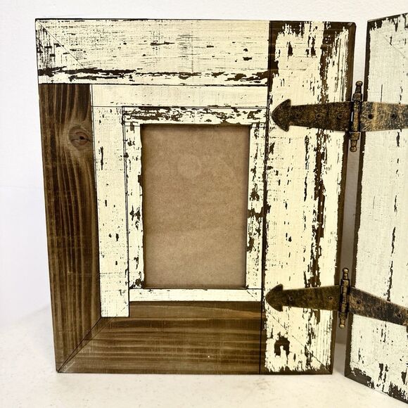 Distressed Wood Grain Bi-Fold Frame for 3.5" x 5.5" Photo Holder 9.5”x11.5” - Picture 2 of 9
